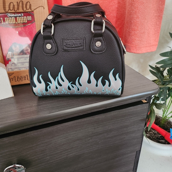 Von Dutch Black Mini Bag with Gray Flames - Picture 2 of 2